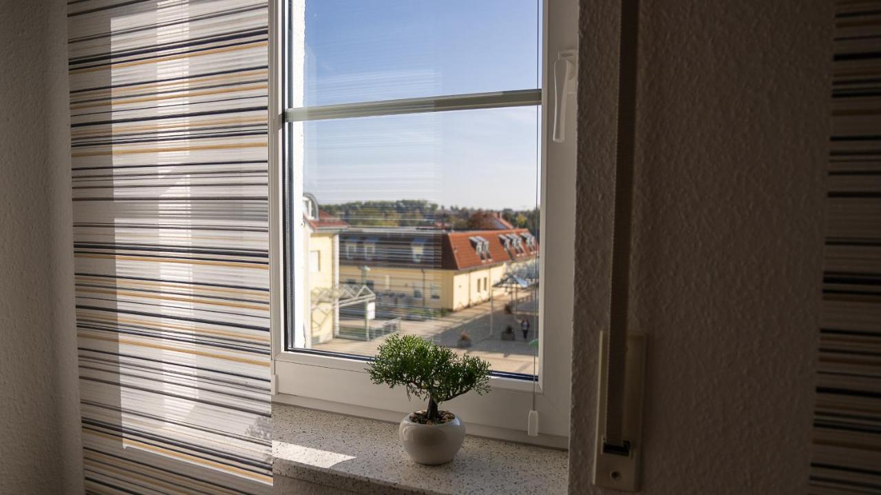 Warias Hotel & Restaurant Braunsbedra Екстер'єр фото