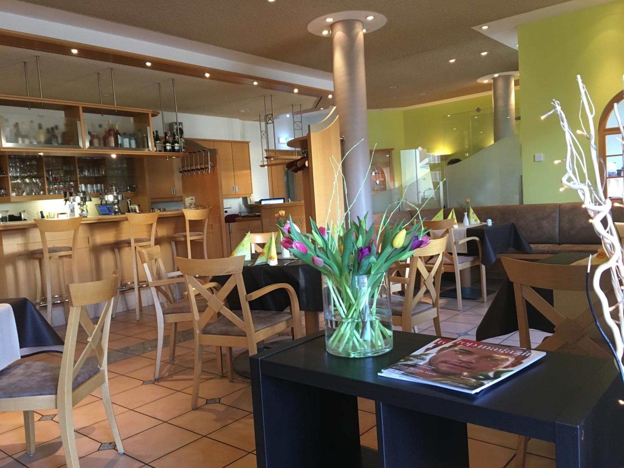 Warias Hotel & Restaurant Braunsbedra Екстер'єр фото