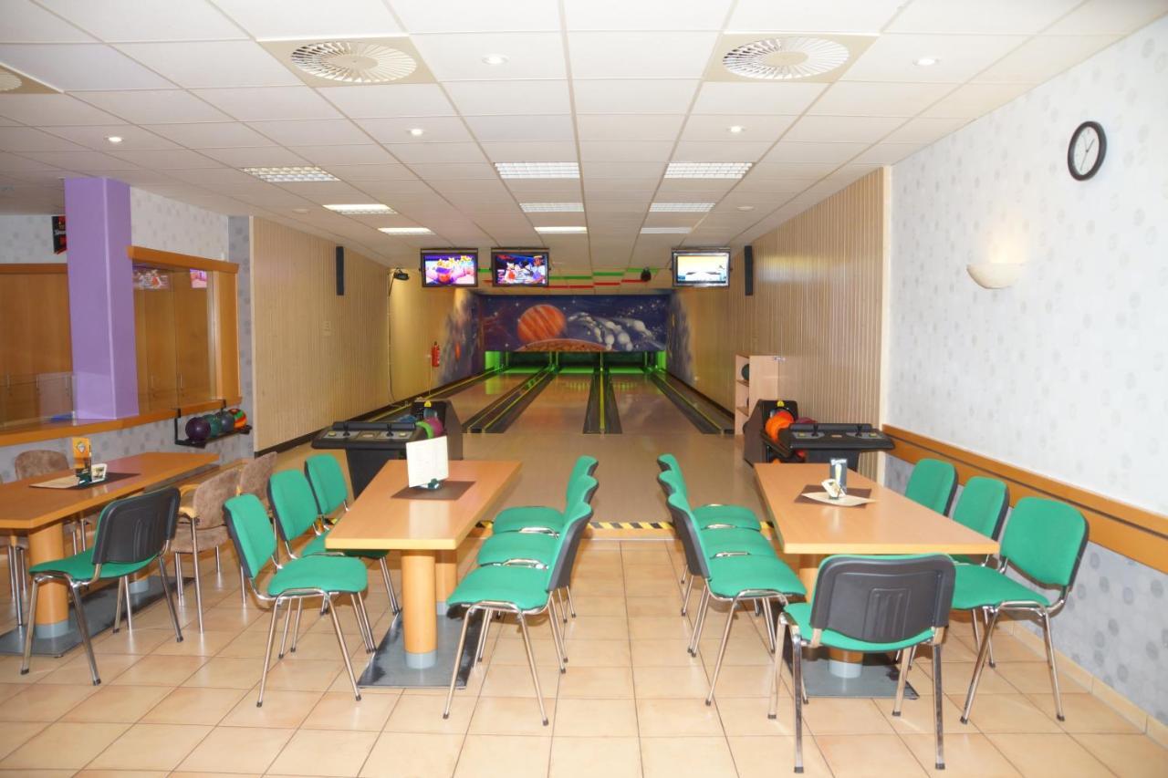 Warias Hotel & Restaurant Braunsbedra Екстер'єр фото