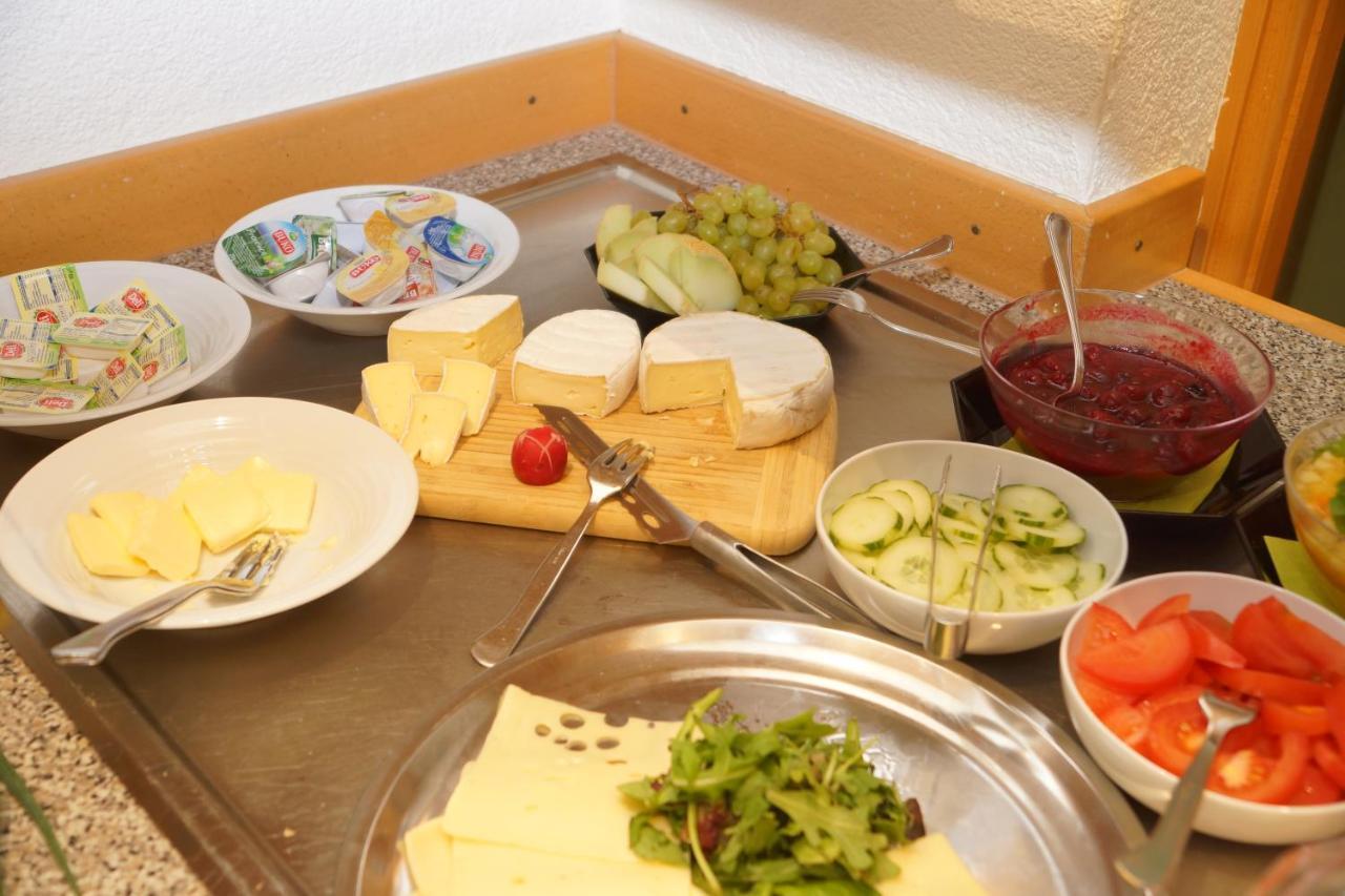 Warias Hotel & Restaurant Braunsbedra Екстер'єр фото